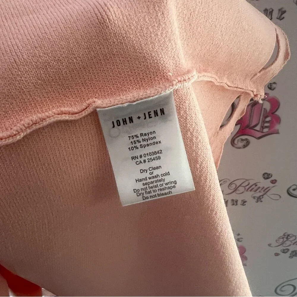 John + Jenn dress Peach Scalloped Mini Dress thick flattering fabric light - Picture 4 of 6